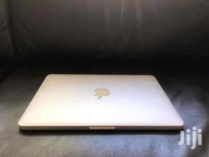 Laptop Apple MacBook Pro 4GB Intel Core i5 HDD 500GB