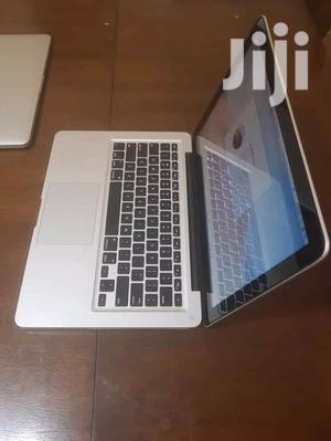 Laptop Apple MacBook Pro 4GB Intel Core i5 HDD 500GB