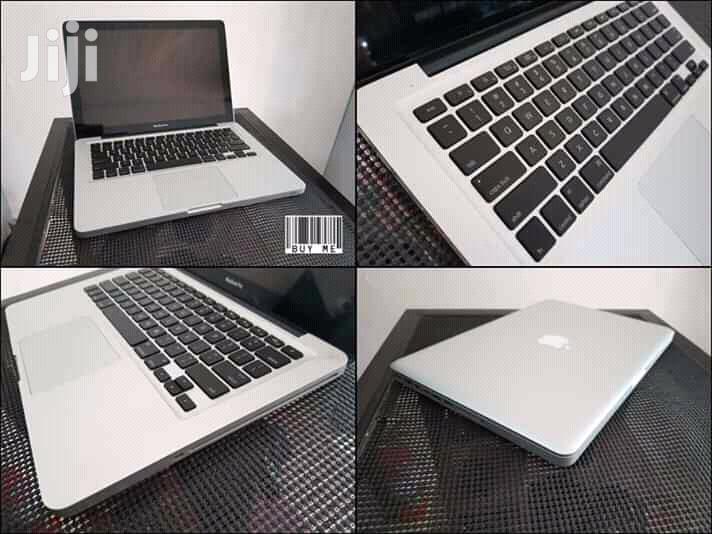 Laptop Apple MacBook Pro 4GB Intel Core i5 HDD 500GB