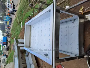 Heavy-Duty Industrial Serving Food Trolley 400kg=200kg at Shelf