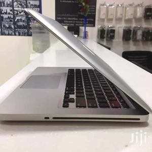 Laptop Apple MacBook Pro 4GB Intel Core i5 HDD 500GB