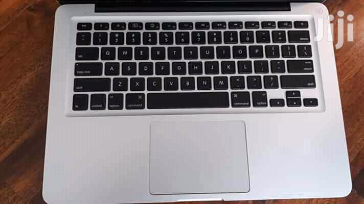Laptop Apple MacBook Pro 4GB Intel Core i5 HDD 500GB