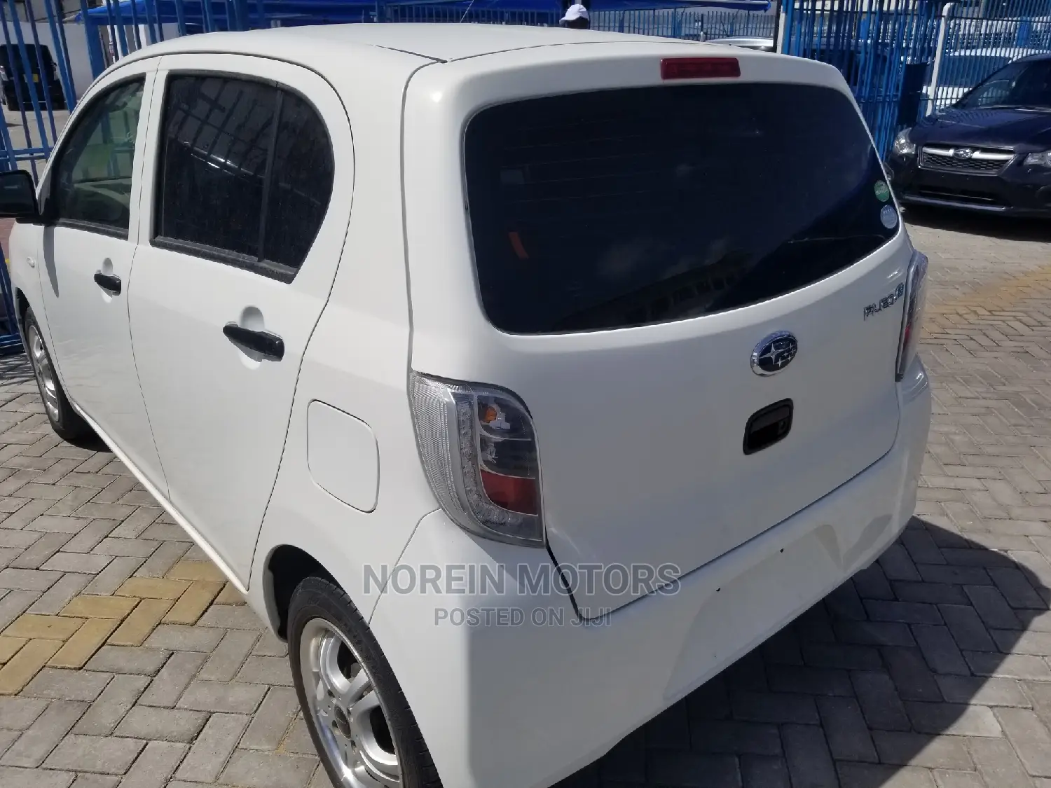 Subaru Pleo 2014 White