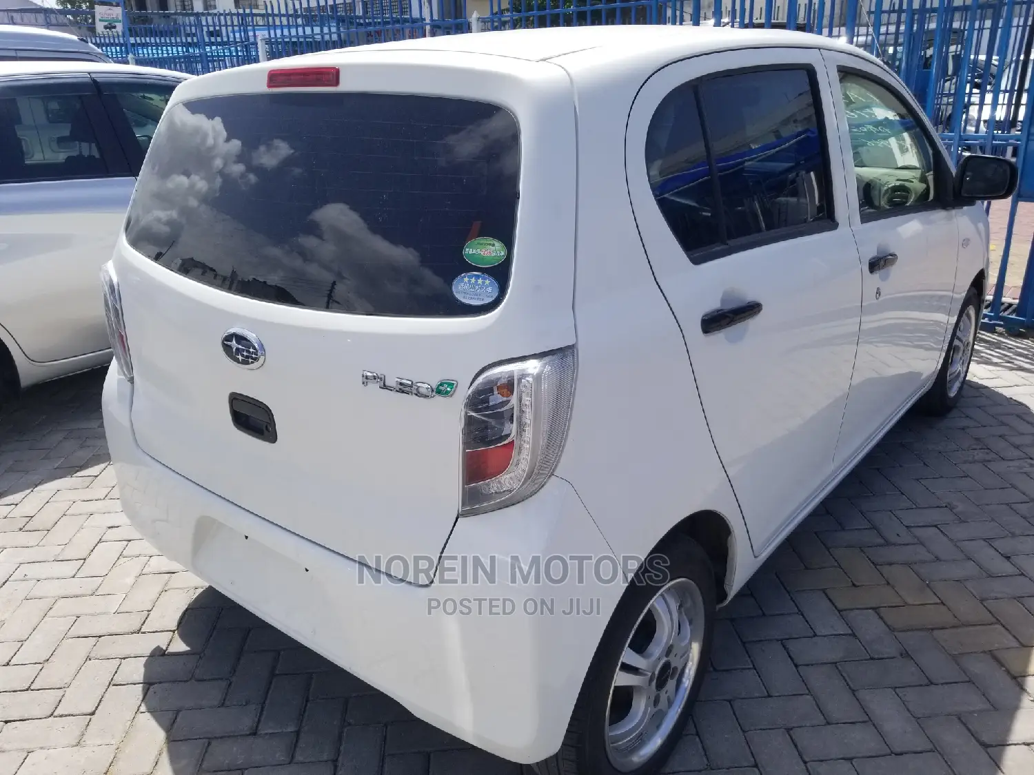Subaru Pleo 2014 White