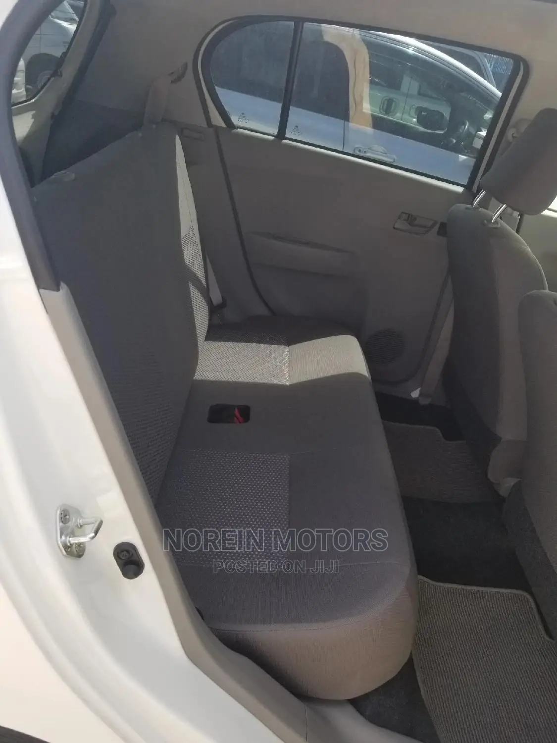 Subaru Pleo 2014 White