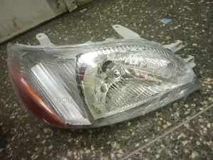 Headlamp Toyota Platz