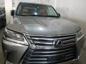 Lexus LX 570 AWD 2016 Silver