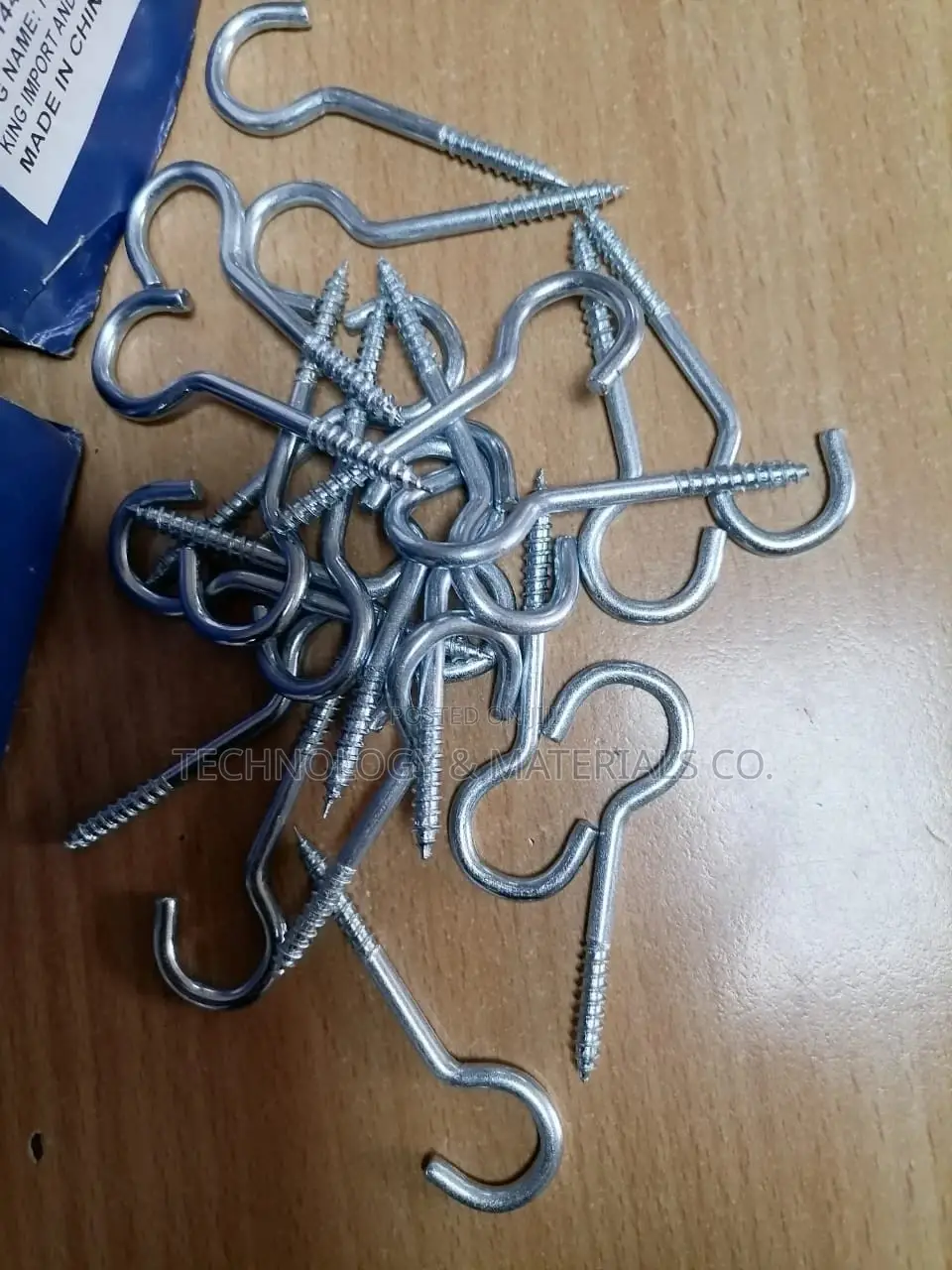 Acoustic Screw Hooks