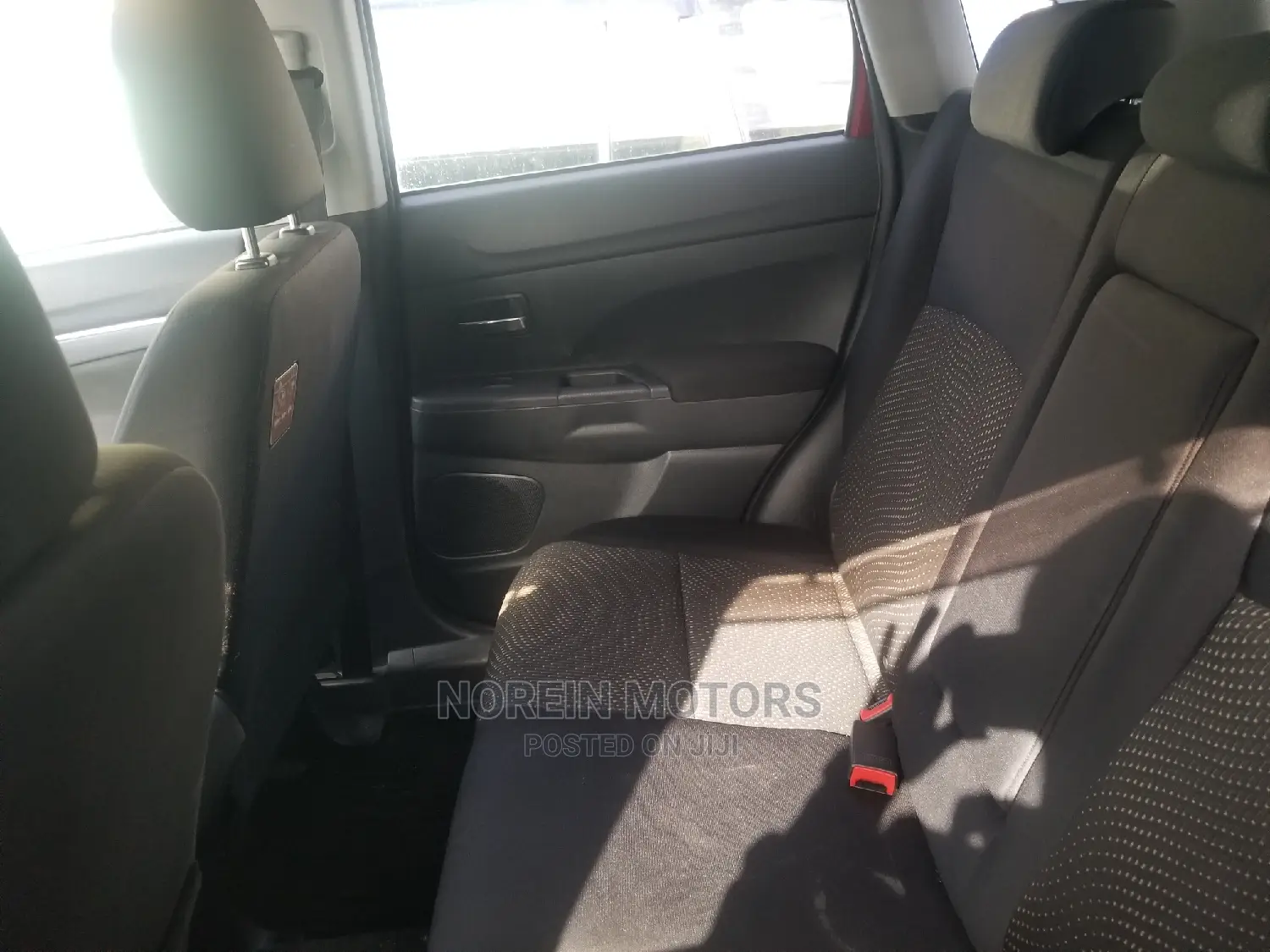 Mitsubishi RVR 2015 Red