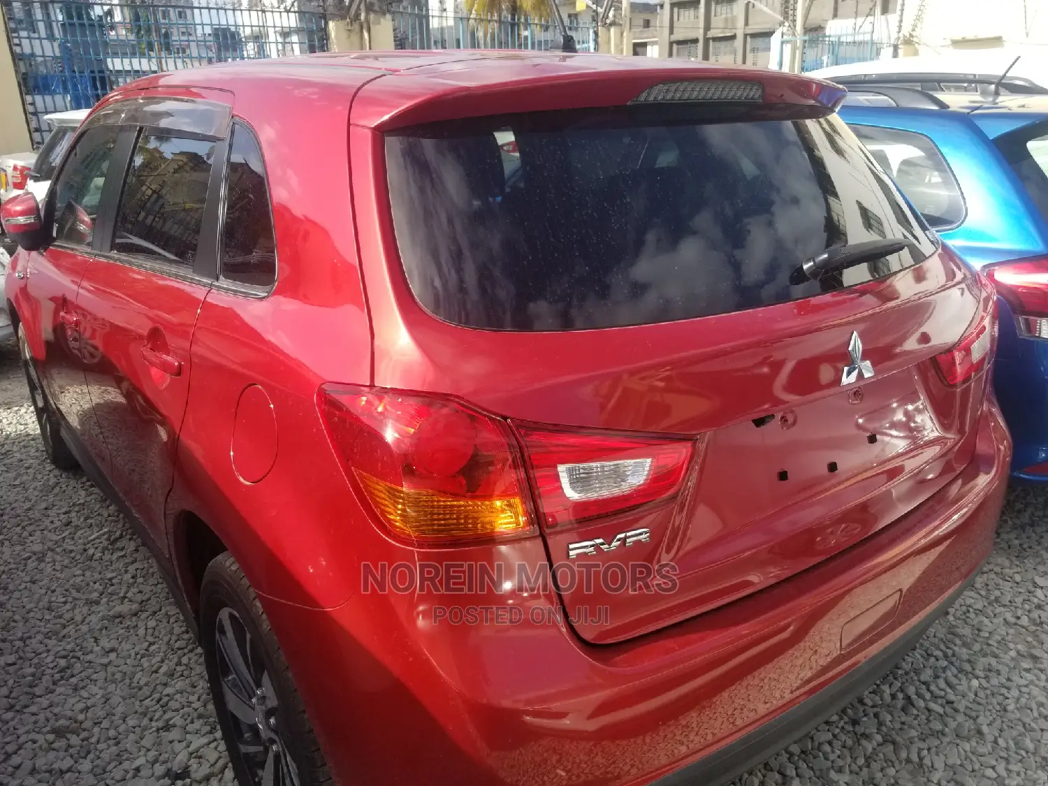 Mitsubishi RVR 2015 Red