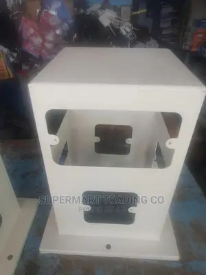 Pedestal Socket Stand