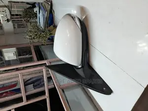 Axela Side Mirror With Indicator