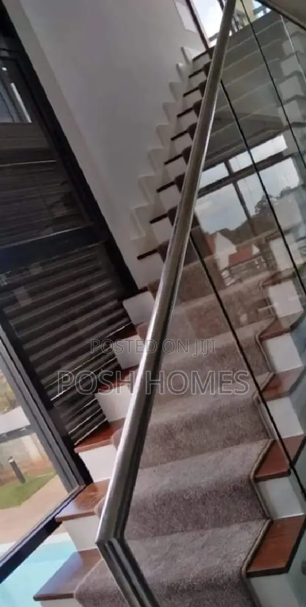 Stair Case Wall to Wall Carpets