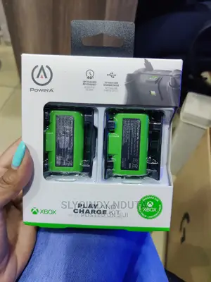 Xbox Play and Charge Kit