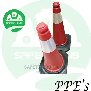 Red/White 50cm Safety Cones