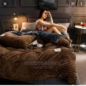 Brown Elegant Velvet Duvet