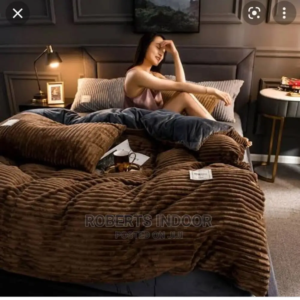 Brown Elegant Velvet Duvet