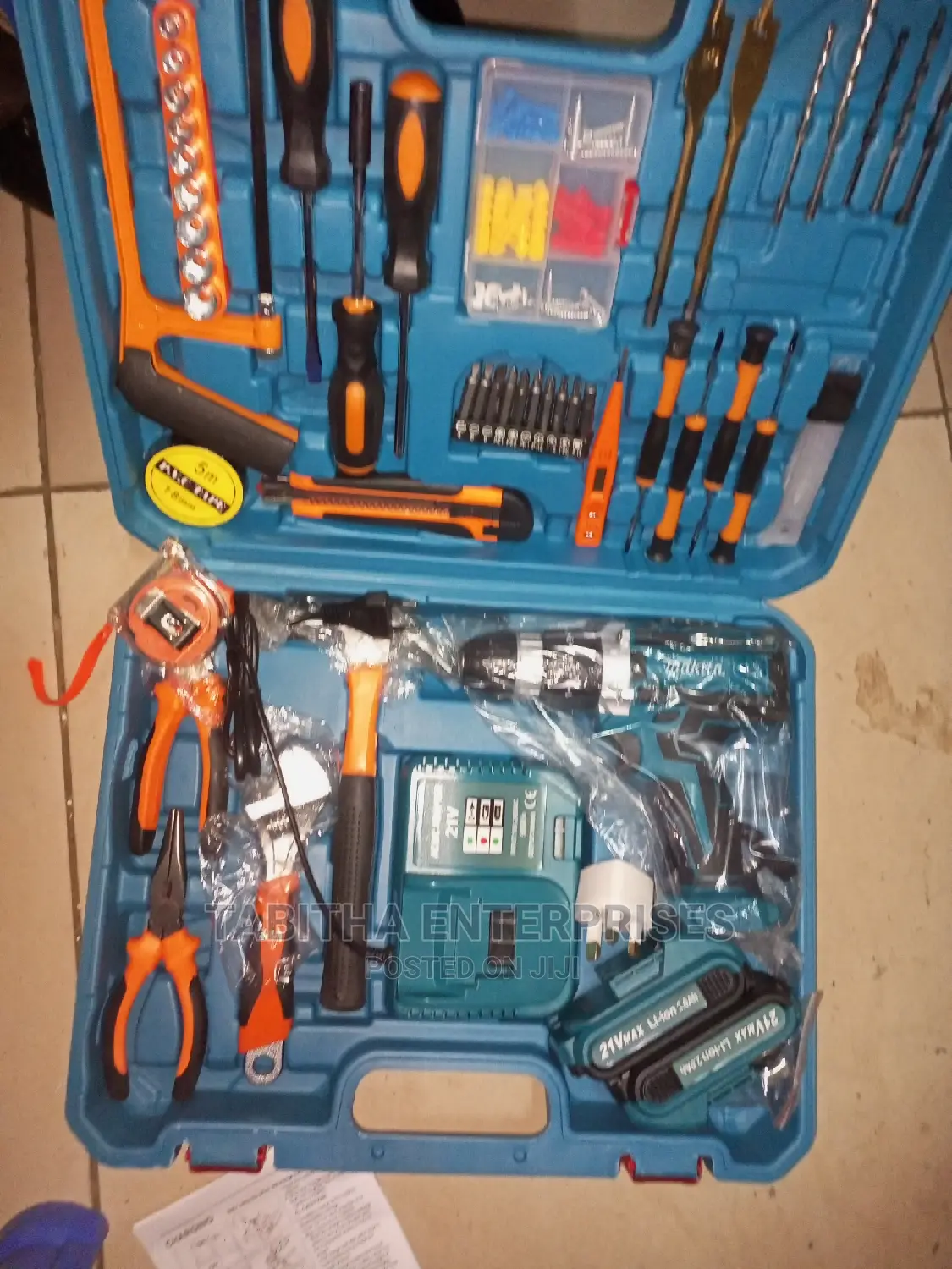 Makita Cordless Drill ( 21vts)