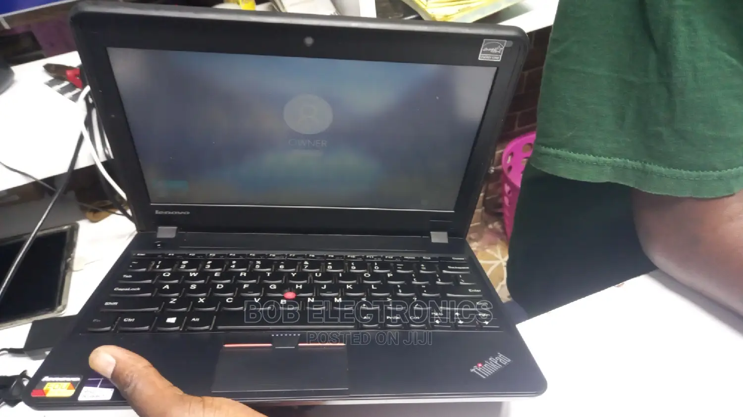 Laptop Lenovo ThinkPad X131e 4GB Intel Pentium 320GB