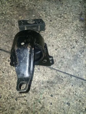 Engine Mounts Premio ,Carina,Caldina,G-Touring Available.