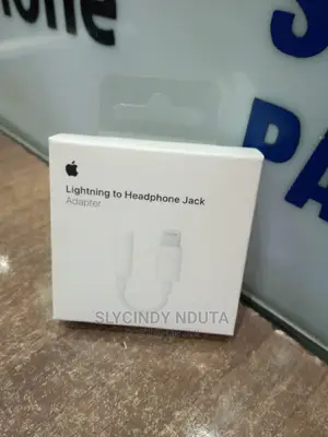 Apple Lightning to Headphones Jack Adapter