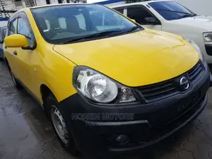 Nissan Advan 2015 Yellow