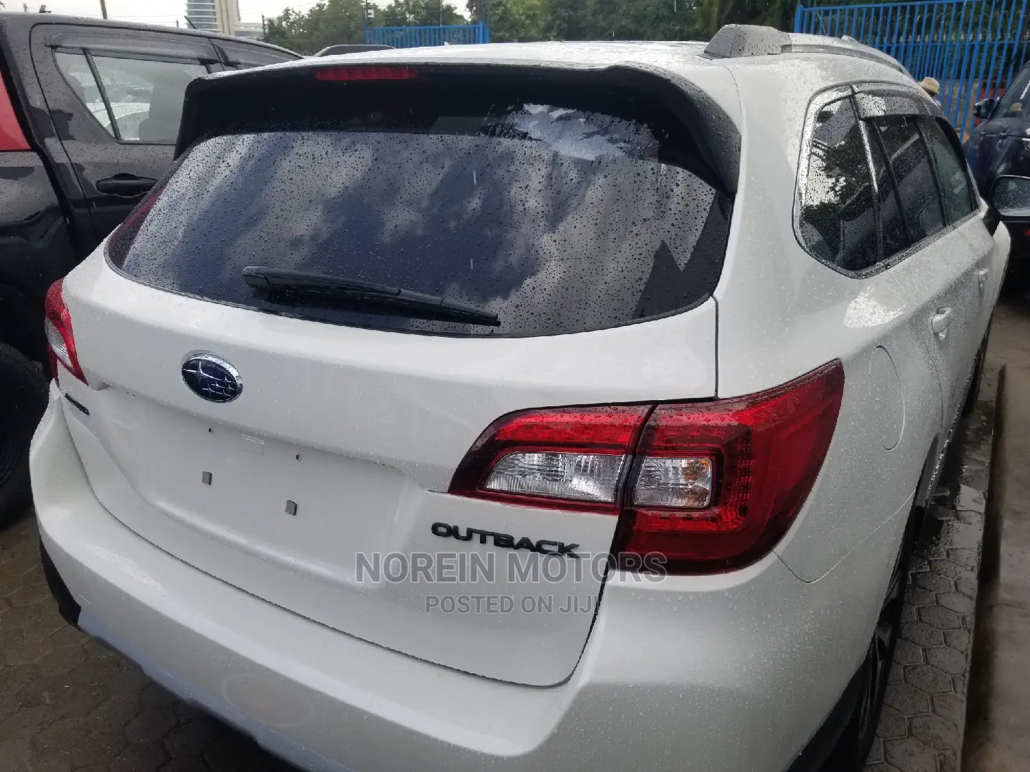 Subaru Outback 2015 White