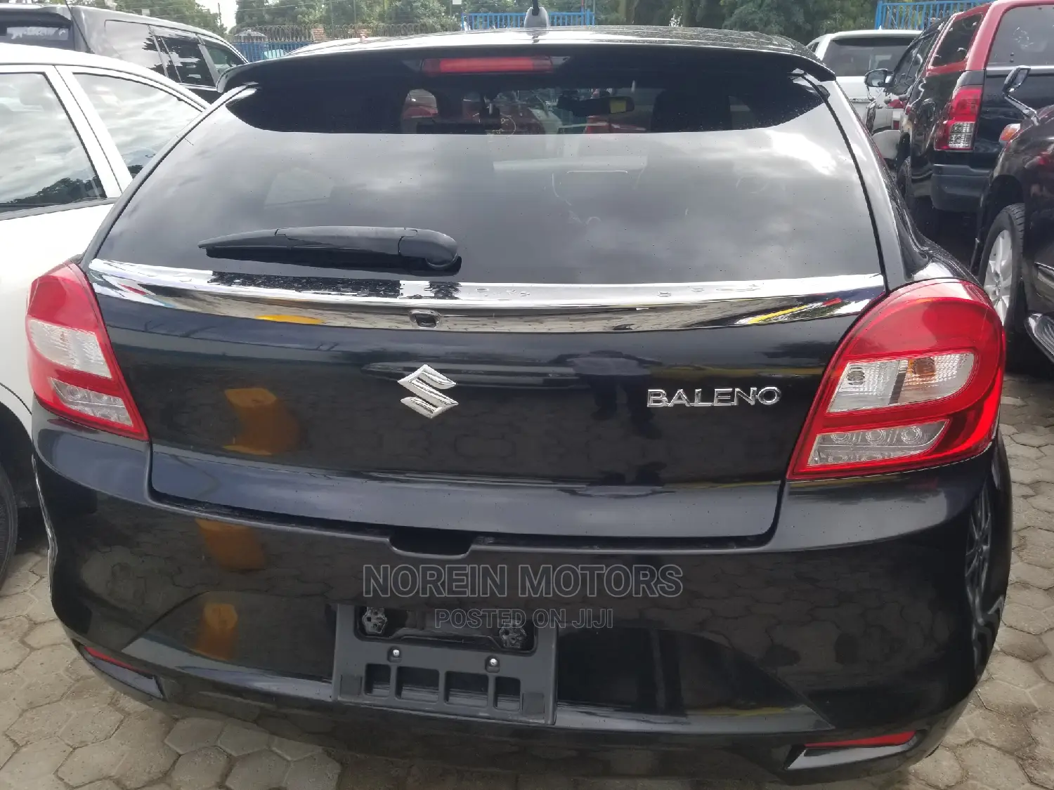 Suzuki Baleno 2015 Black