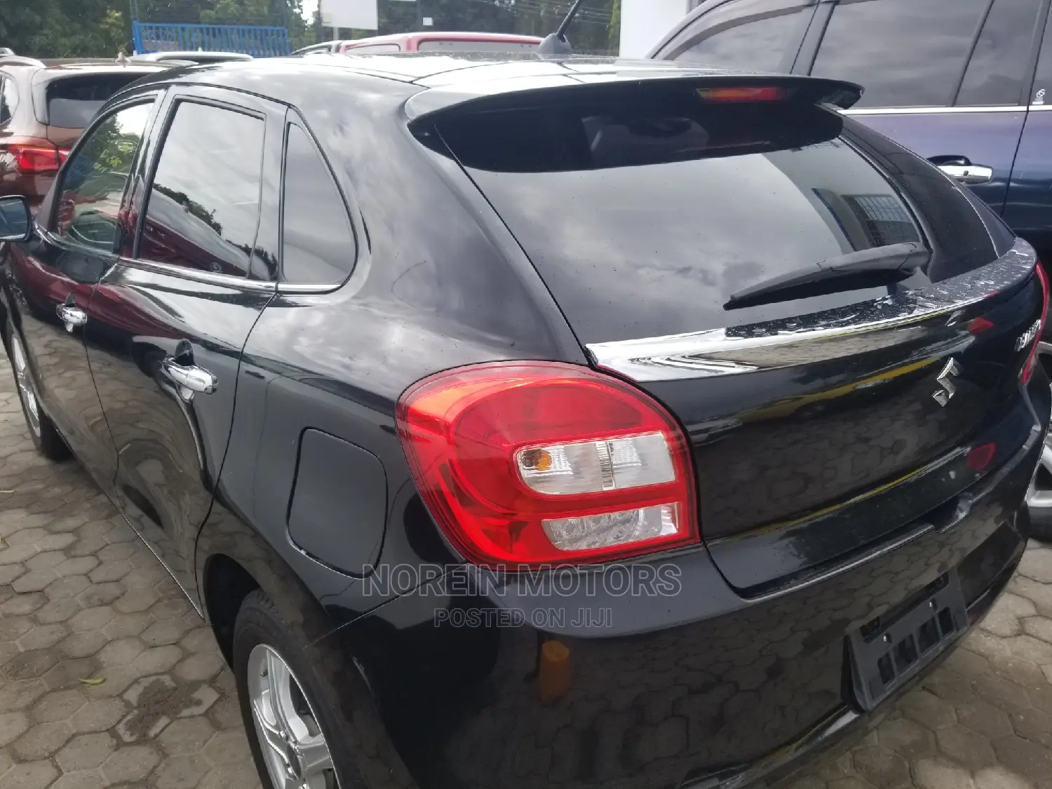 Suzuki Baleno 2015 Black