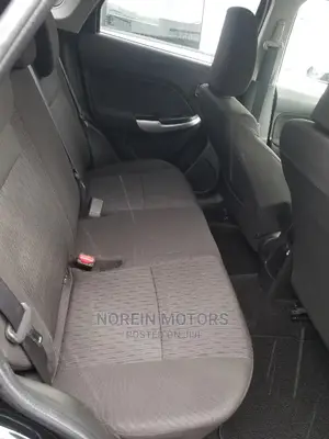 Suzuki Baleno 2015 Black