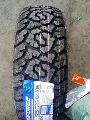 235/75r15 A/T Windforce Tyres Made in China