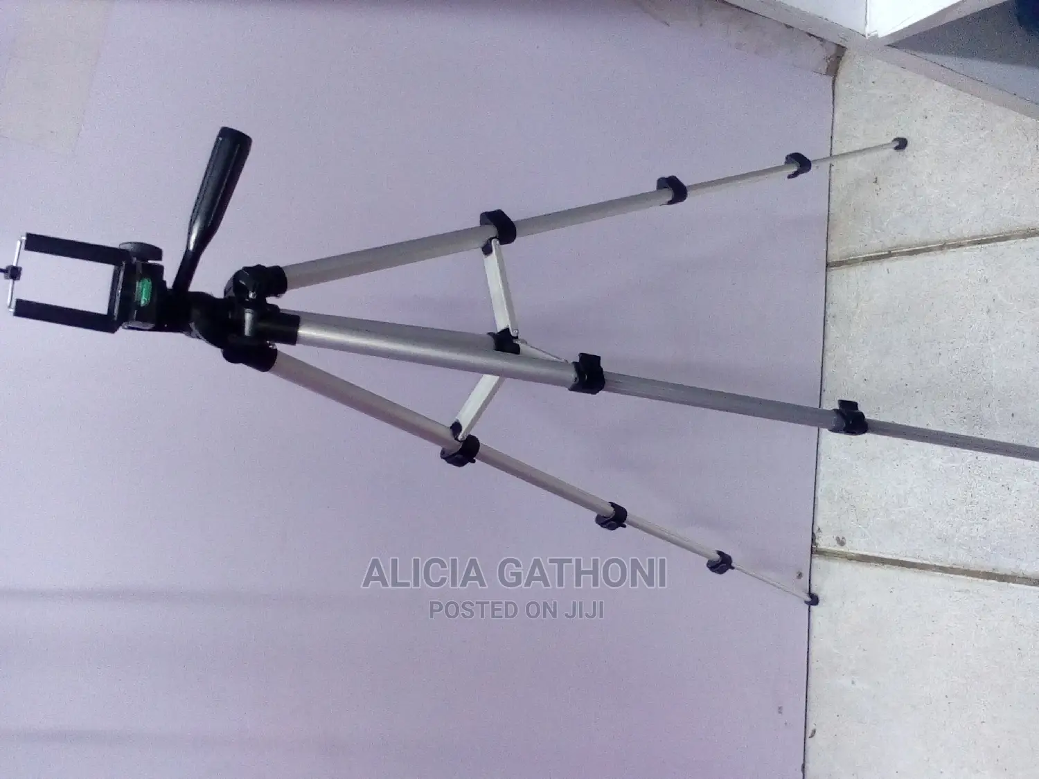 Tripod Stand