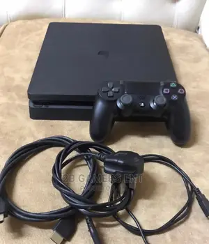 Slim Ps4, Home Used