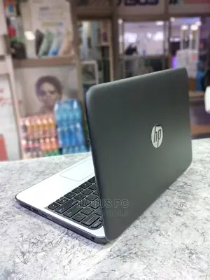 Laptop HP Stream Laptop 4GB Intel Celeron SSD 60GB