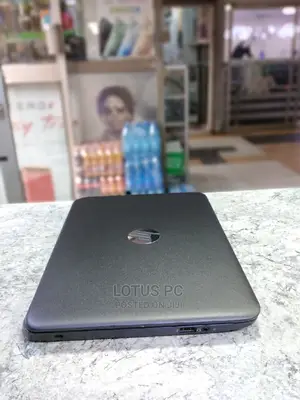 Laptop HP Stream Laptop 4GB Intel Celeron SSD 60GB