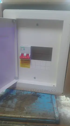 Scheneider Consumer Unit 4 Way