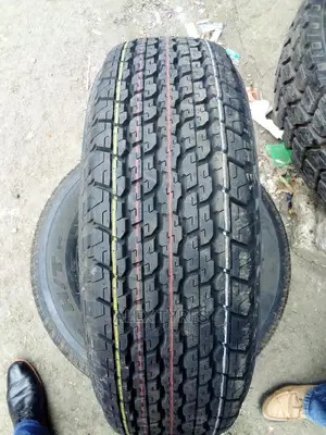 255/70r15c H/T Bridgestone Tyres Made in Thailand