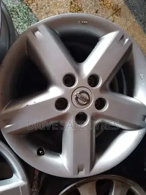 16 Inch Nissan Rims Set (Tiwan)
