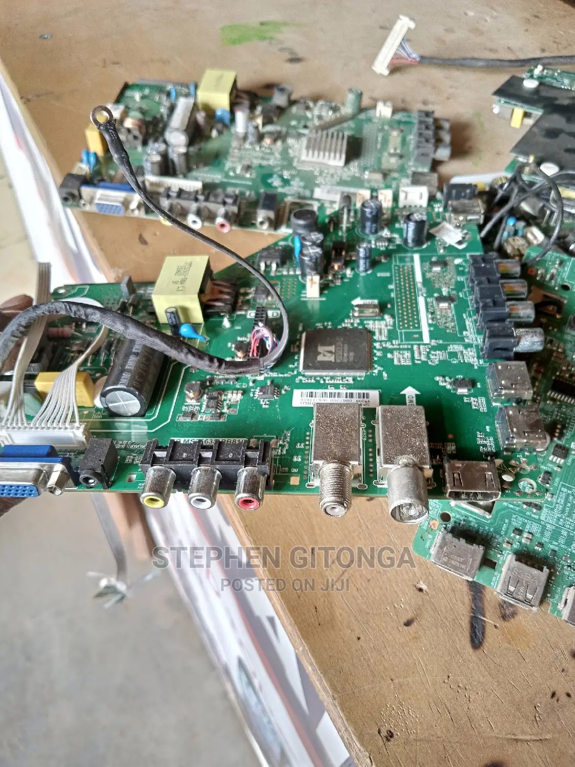 Screens Motherboards Replacement
