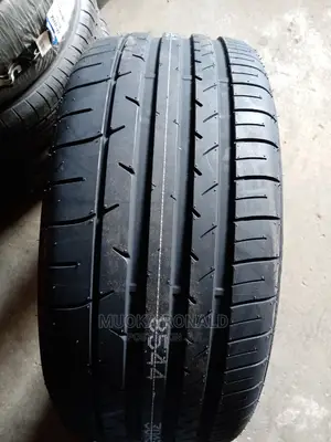 295/40r21 Dunlop Tyre Made in Japan