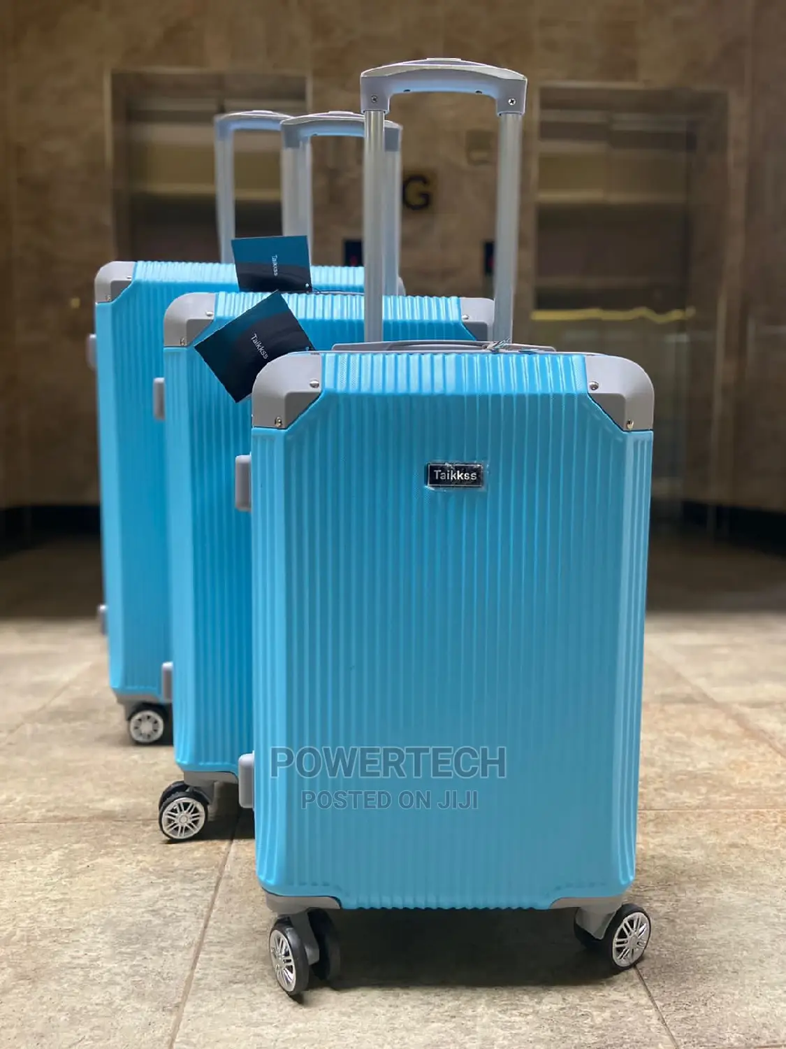 Big Luxurious Fibre Suitcases!!