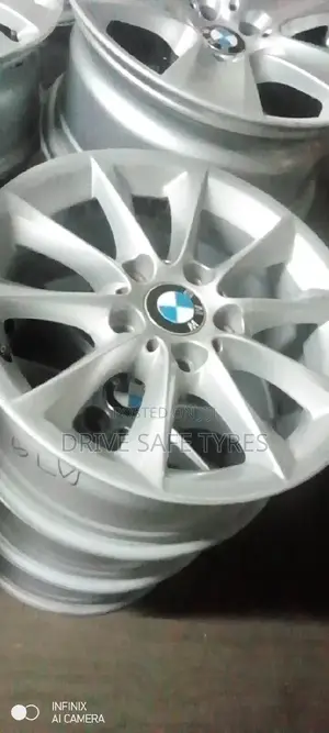 16 Inch Bmw Rims Set (Japan)