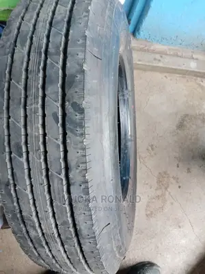 10r17.5 Dunlop Tyre Made In Japan