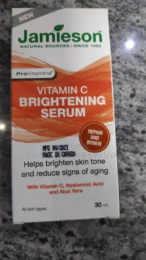 Vitamin C, Hyaluronic Acid Brightening Serum For Clear Skin
