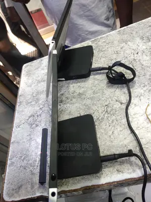 HP ElitePad 1000 G2 64 GB Silver
