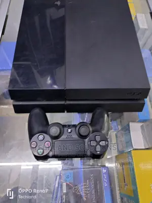 Playstation 4 Pre-Owned