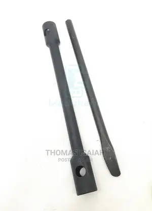 24 - 27 Canter Wheel Spanner Tyre Lever Combo