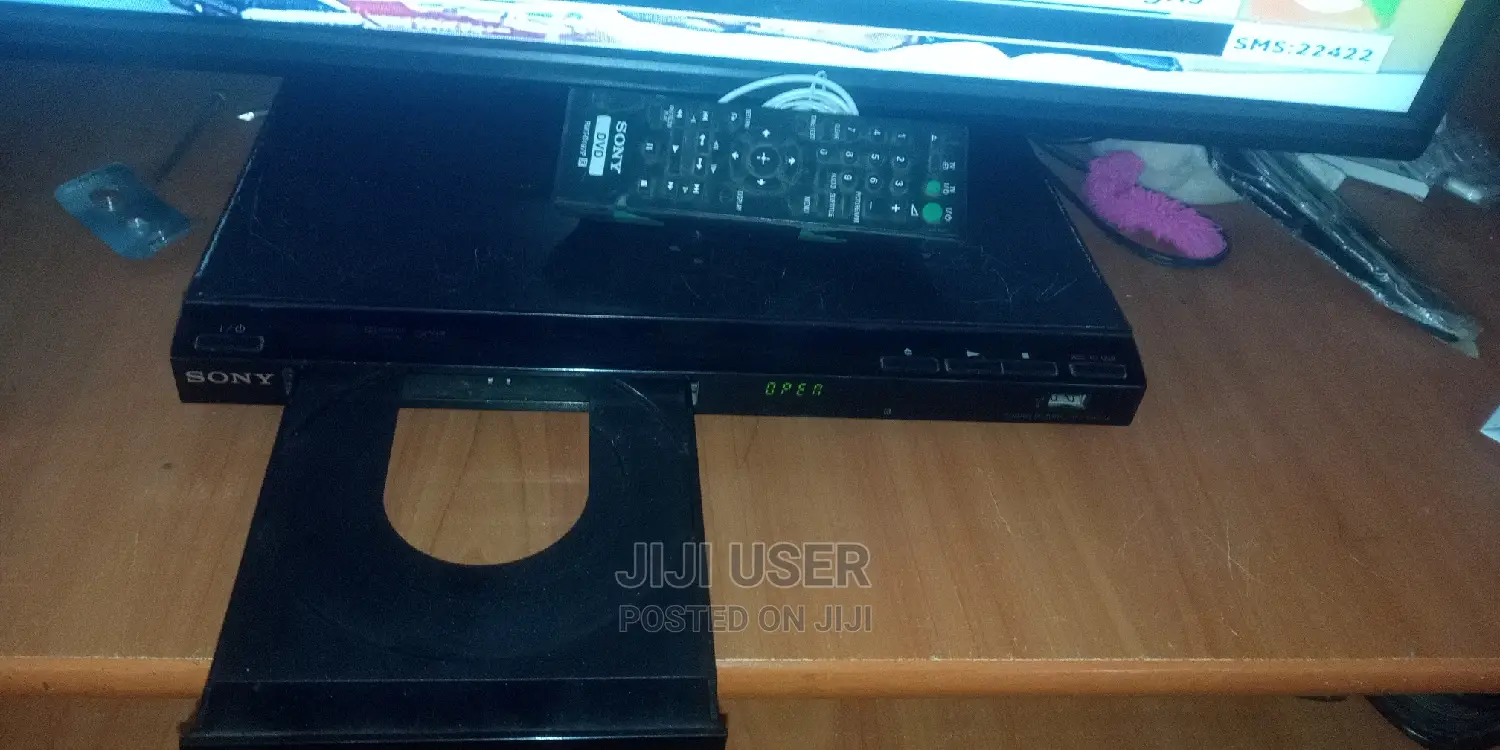 Well Maintained and Functioning Sony DVD Player