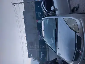 Mitsubishi Colt Front Windscreen