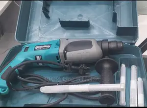 Makita 780w Rotary Hammer